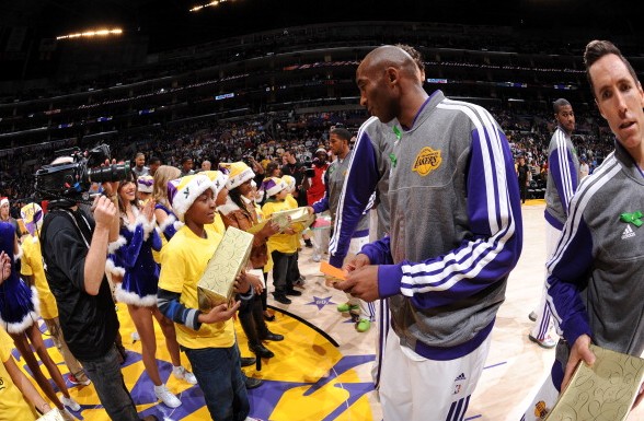 的竞争中脱 的竞争中脱