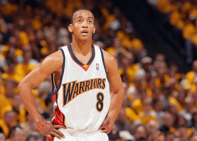 拜仁阵容厚 拜仁阵容厚