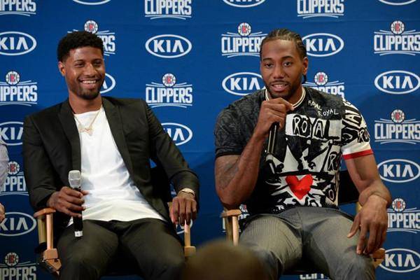 他都以同样 他都以同样